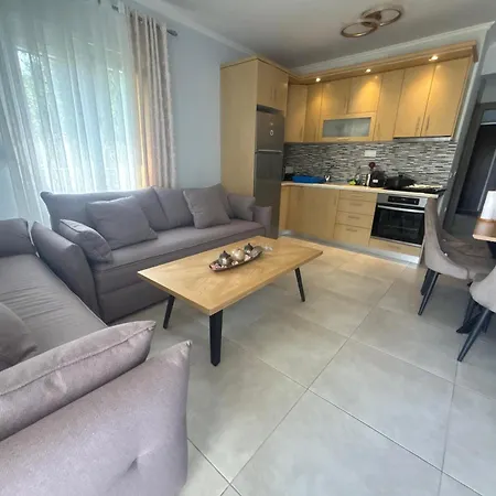 Violeta Apartment *