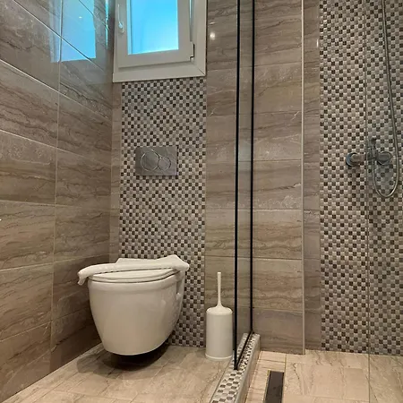 Violeta * לימנאס