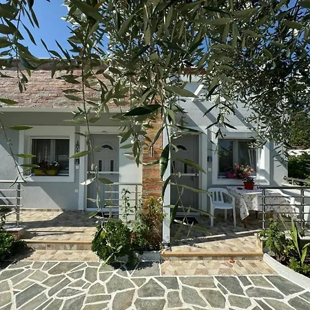 Violeta Apartment *