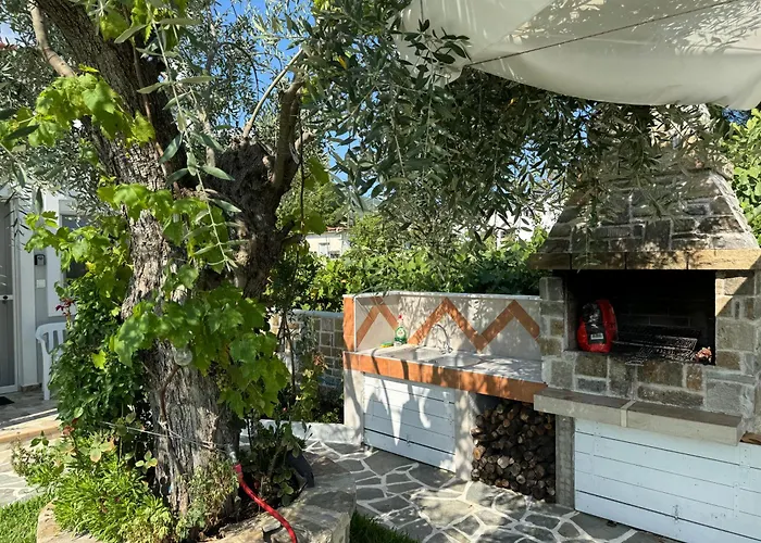 Violeta Limenas (Thasos)